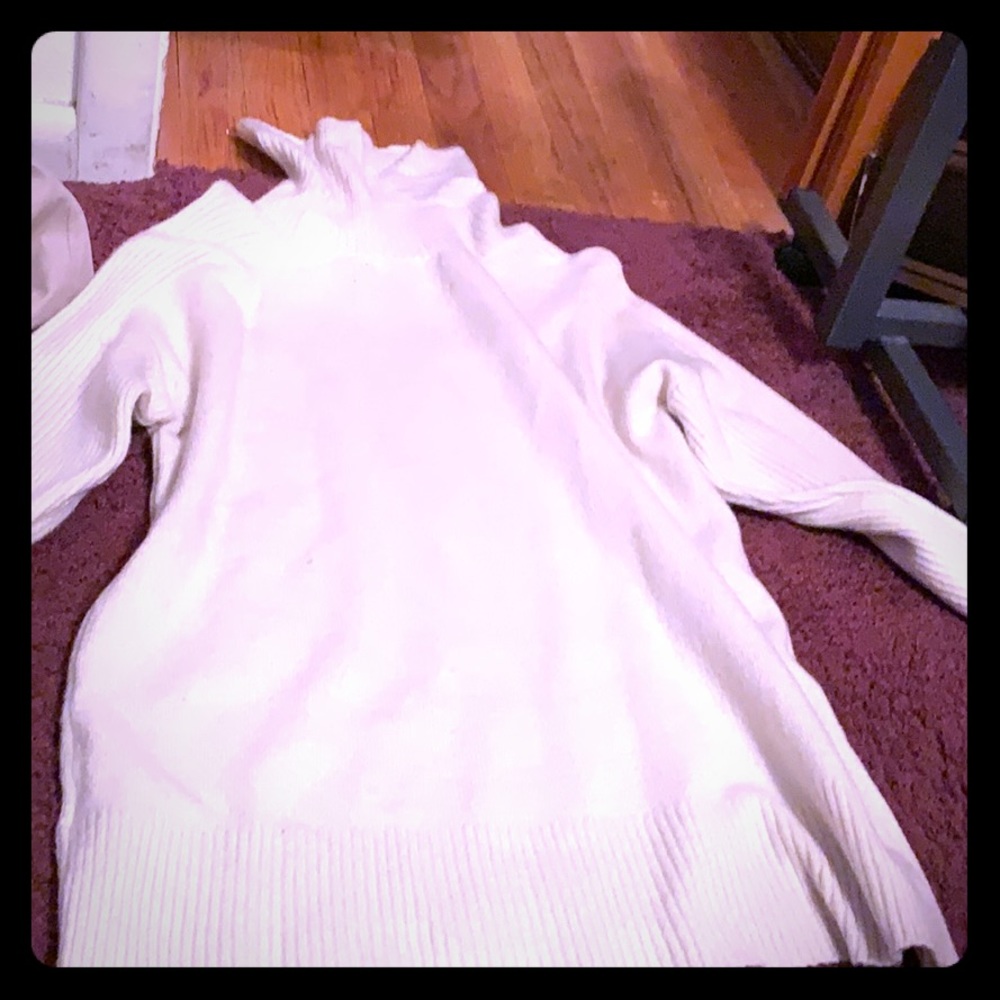 White turtle neck